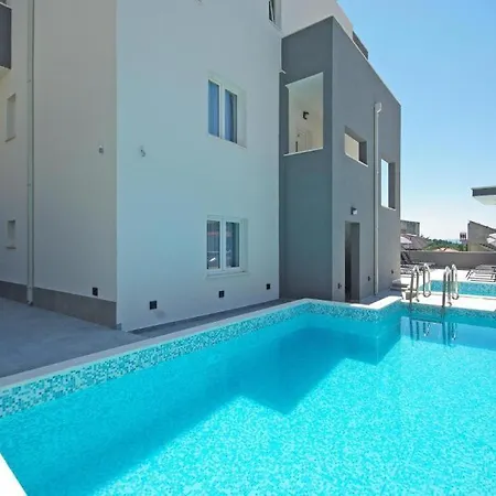 Secret Daire Makarska