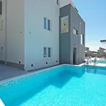 Secret דירה מאקרסקה